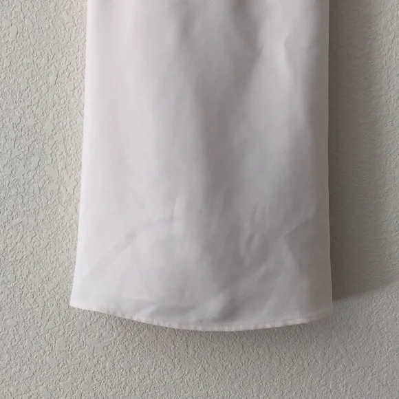 Banana Republic Petite Cream Spaghetti Strap V-Neck Blouse Size XS - Picture 4 of 9